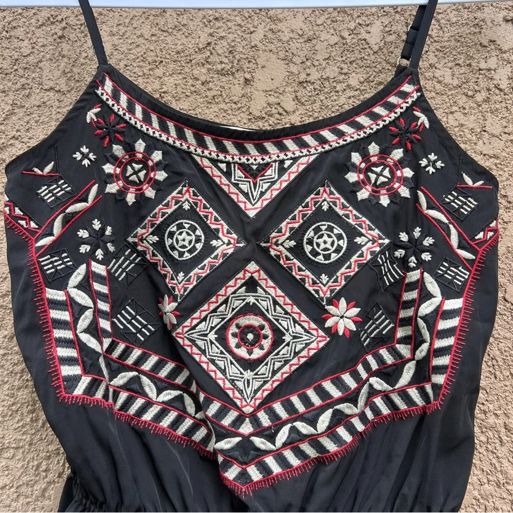 Abercrombie‎ & Fitch Embroidered Babydoll Top